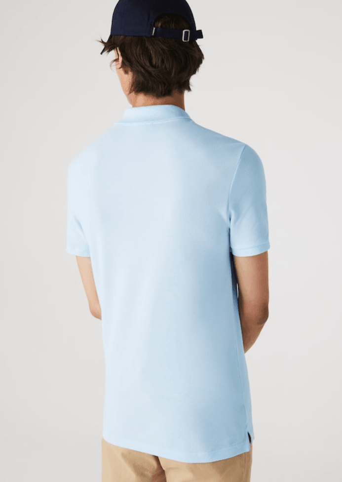 Polo Lacoste ajusté bleu clair